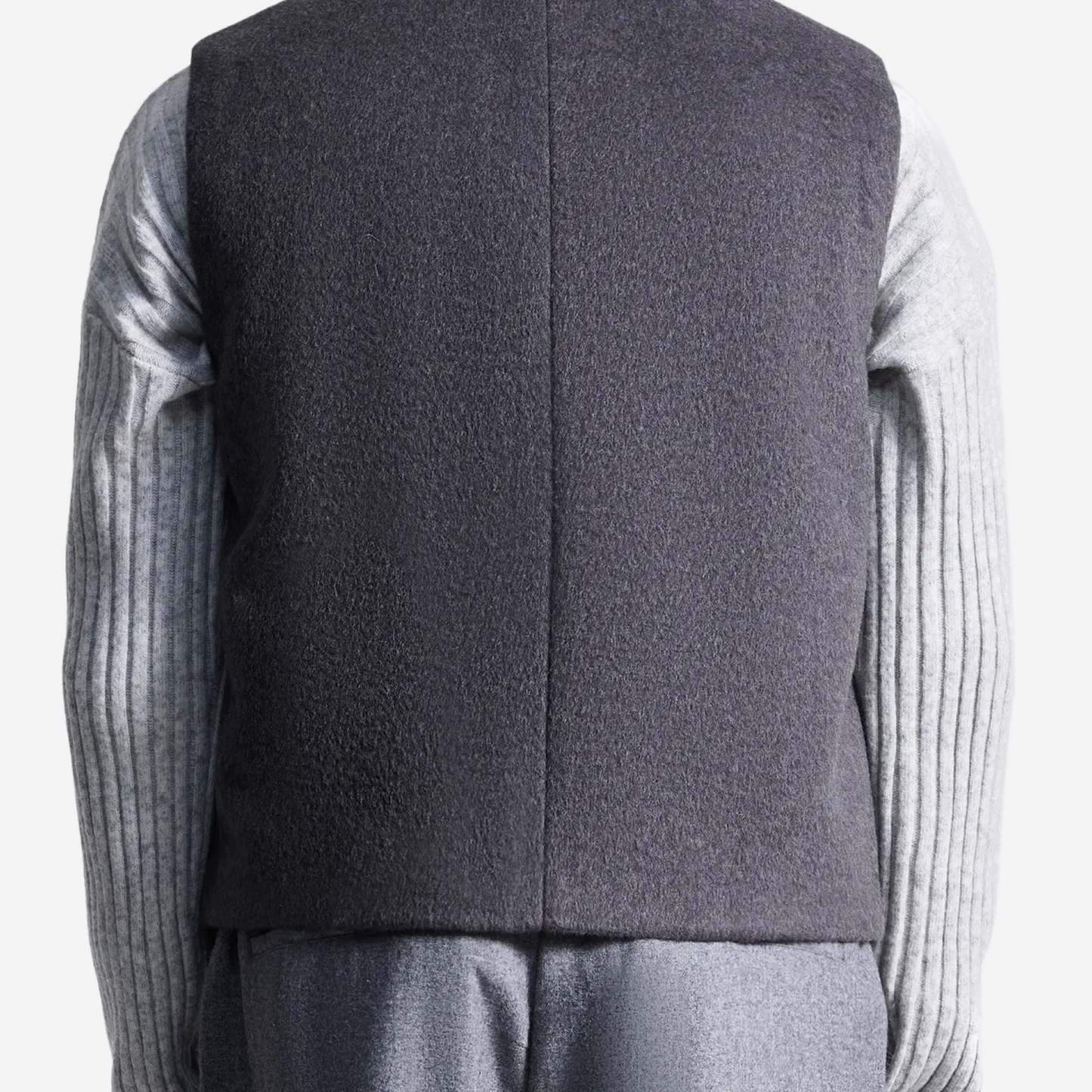 Жилет с V-образным вырезом из смесовой шерсти — серый
